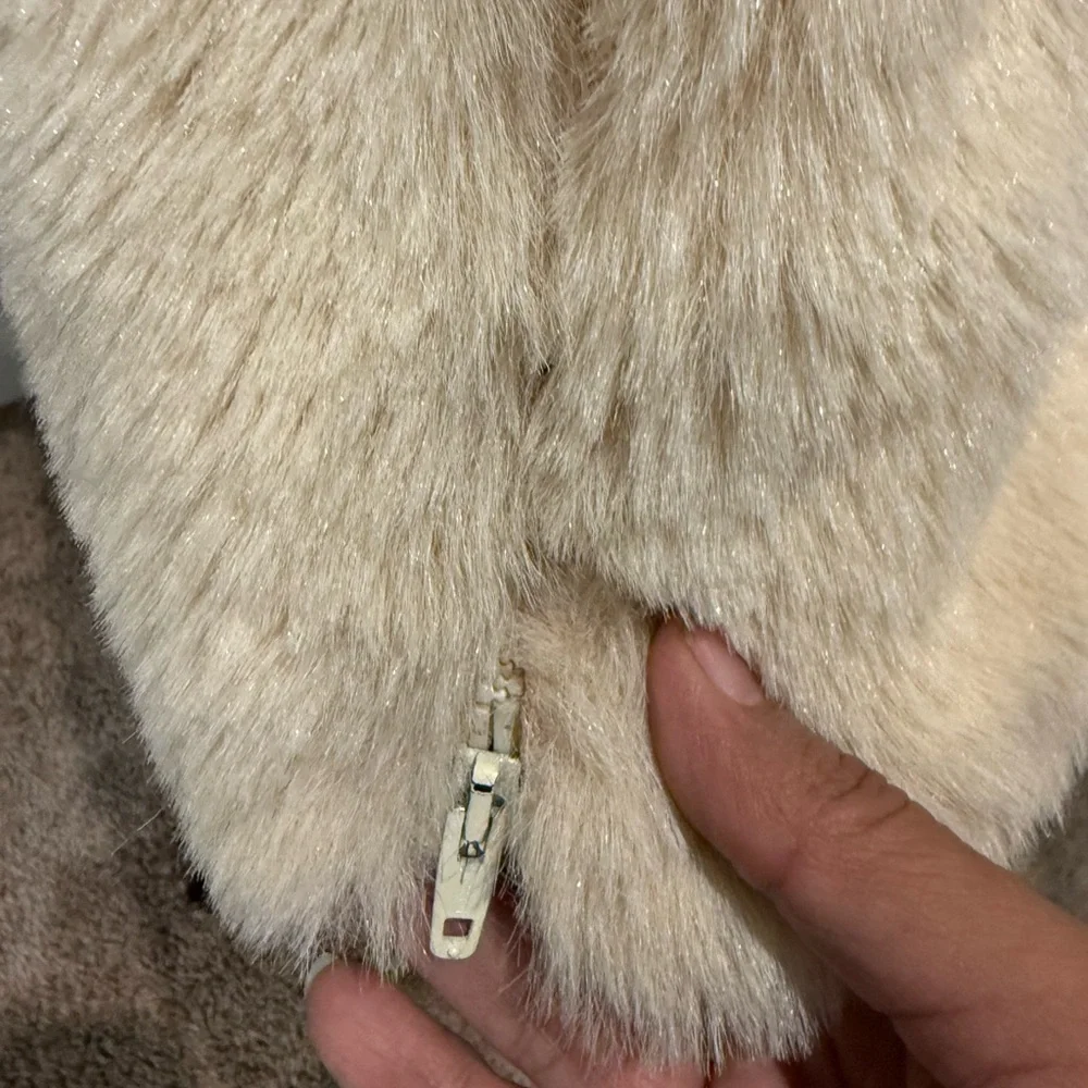 Vintage White Stag White 70s 80s Faux Fur Coat Large‎